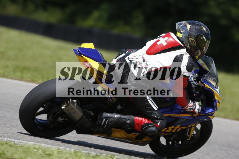 /Archiv-2024/29 12.06.2024 MOTO.CH Track Day ADR/Gruppe blau/51-1